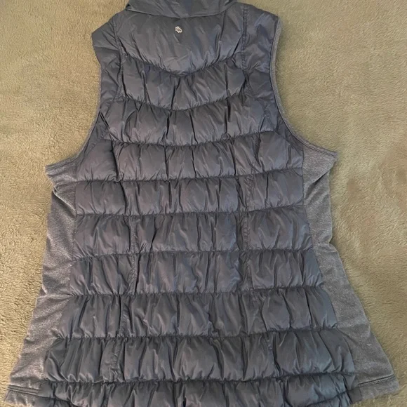 Tangerine Blue puffy vest - Picture 2 of 4